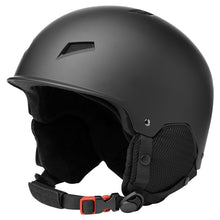New manufacturer wholesales adult ski helmets suitable for both indoor and outdoor snowboarding activities in ski resorts