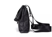 Cold beast shoulder bag, men's leather casual crossbody bag, hand-held men's bag, horizontal style, large capacity cowhide men's bag, trendy brand