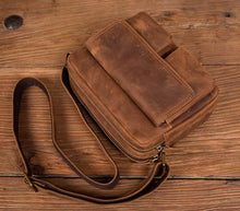 Slow Time Retro Handmade Crazy Horse Leather Crossbody Bag Men's Baotou Layer Leather Shoulder Bag Leather Backpack Casual Shoulder Bag