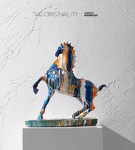 Ma Zhigong Decoration Modern Luxury High end Wine Cabinet Office Living Room Decoration Decoration Home Moving Gifts