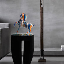 Ma Zhigong Decoration Modern Luxury High end Wine Cabinet Office Living Room Decoration Decoration Home Moving Gifts