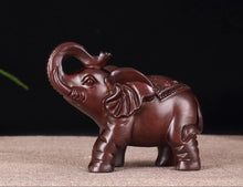 Elephant ornament, a pair of wooden carvings, ebony wood, solid wood, small elephant, living room carving, home decoration, wooden crafts
