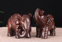 Elephant ornament, a pair of wooden carvings, ebony wood, solid wood, small elephant, living room carving, home decoration, wooden crafts