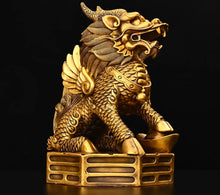 A pair of bronze qilin ornaments with eight trigrams, suitable for home use, wealth management, office, living room, foyer, bedroom decoration