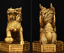 A pair of bronze qilin ornaments with eight trigrams, suitable for home use, wealth management, office, living room, foyer, bedroom decoration