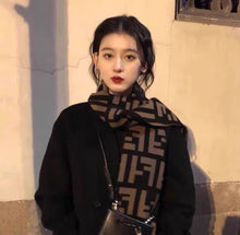 RX UVCUT Scarf Women's Autumn/Winter 2024 New Atmosphere Korean Edition Thick Warm Scarf Cashmere Tassel Shawl