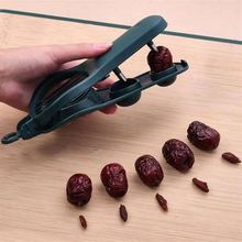 Plastic Fruit Gadget For Kitchen Accessories Multifunctional Red Jujube Core Sheller Wholesale Strawberry Egg Slicer