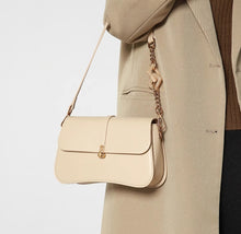 Hong Kong genuine withdrawn niche saddle bag for women 2024 new trendy summer high-end chain shoulder crossbody armpit bag