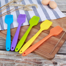 4-Piece Barbecue Brush Set Silicone One-Piece Barbecue Brush Cake Kitchen Baking Tools Oil Brush Kitchen Utensil Set