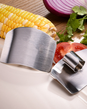 New Stainless Steel Kitchen Accessories Vegetable Finger Guard Gadgets For Hand Cutting Cooking Tools 07033