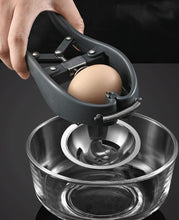 Private Label Stainless Steel Liquid Plastic Yolk White Chick Professional Egg Separator