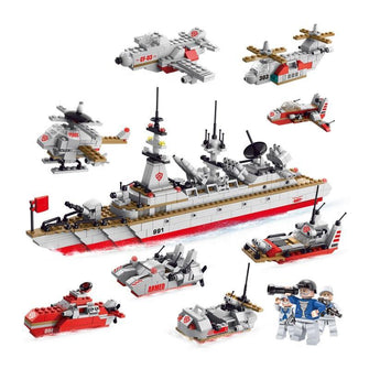 HUADA High Quality Funny Building Bricks Set Sumptuous Warship Model Toys for Boys Entertainment