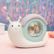 Cartoon LED Astronaut Spaceman Moon / Snail Night Light  Desktop Creative Decoration Table Lamp Gift  Room Decoration Lights